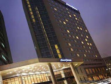 Howard Johnson Caida Plaza Shanghai Extérieur photo