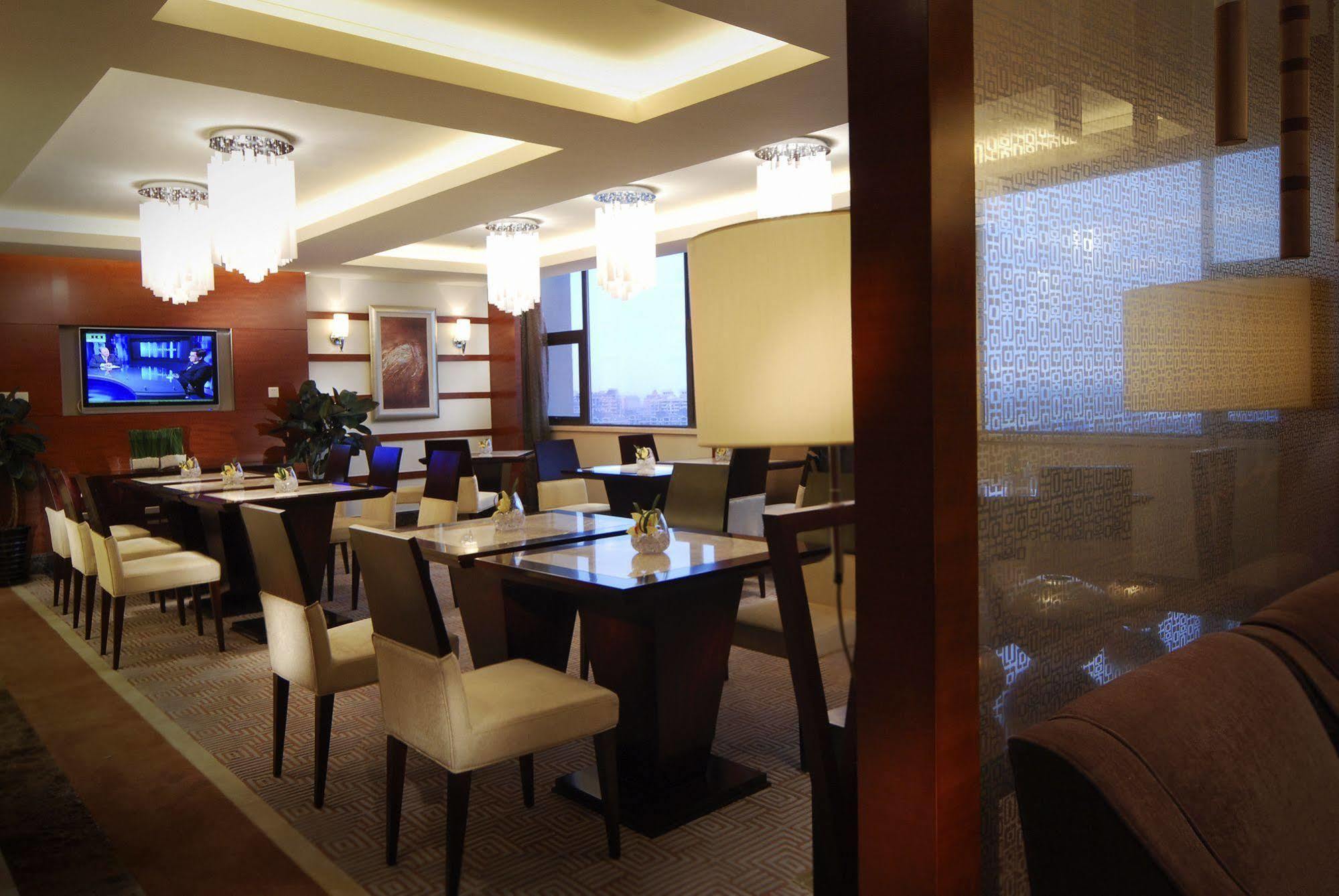 Howard Johnson Caida Plaza Shanghai Extérieur photo