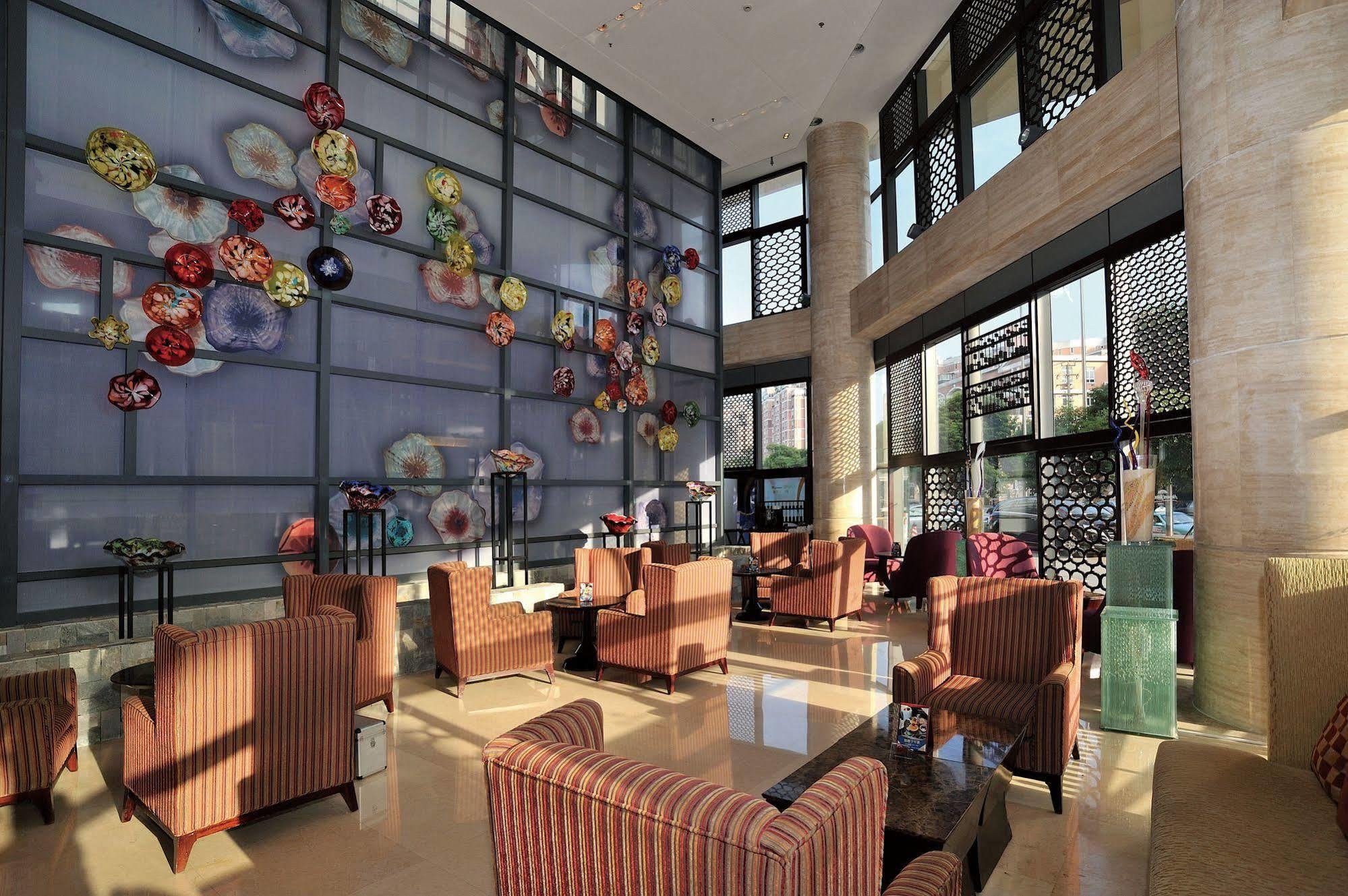 Howard Johnson Caida Plaza Shanghai Extérieur photo